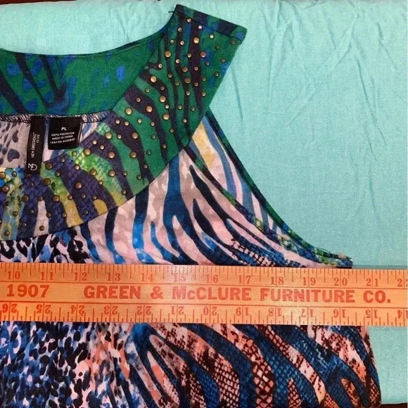 New Directions Multi Color Animal Print CasualTop Size PL - Picture 7 of 8